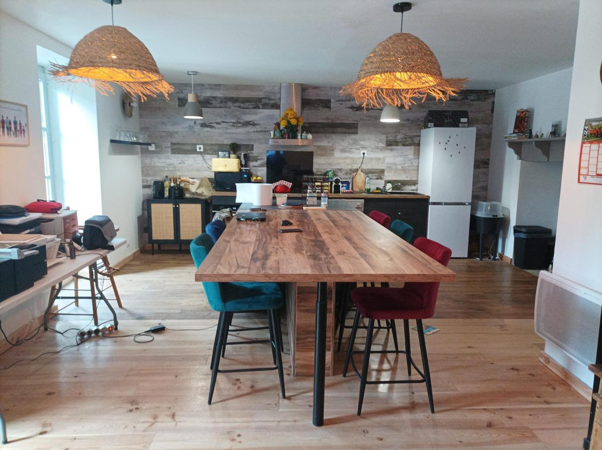 Chez Cornelia Bed & Breakfast Естан Екстериор снимка